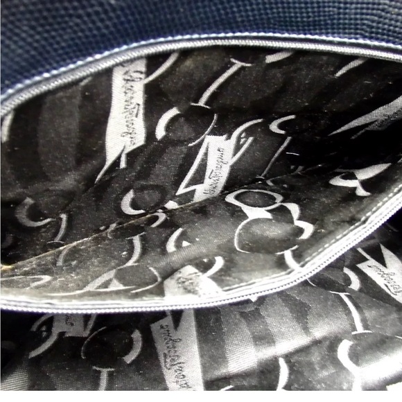 ‼️SALE ‼️ Salvatore Ferragamo Vera Large Shoulder Bag - Picture 7 of 11